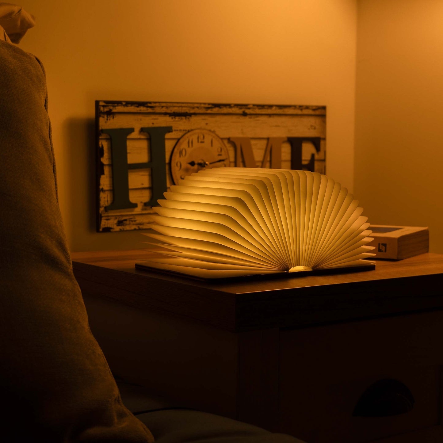 Chapter Lamp