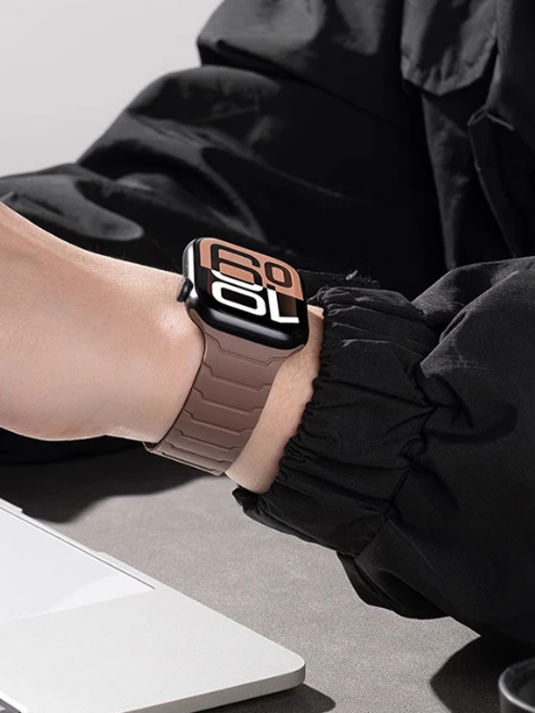 Fearless Magnetic Silicone Strap for Apple Watch