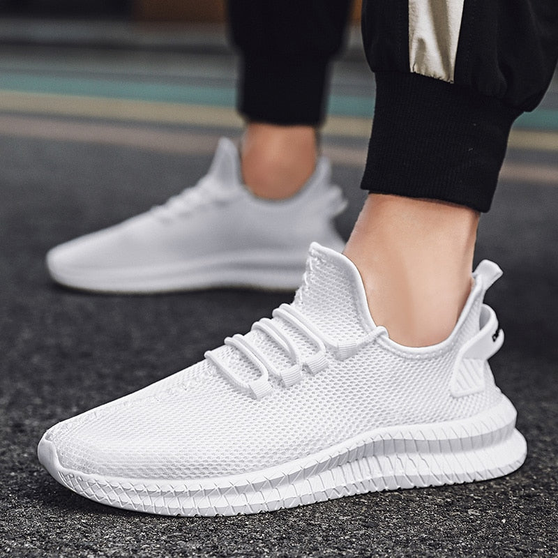 Lunaro Sneakers